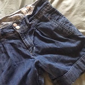 Liv A Little Wide Bottom Bell-Shaped Shorts